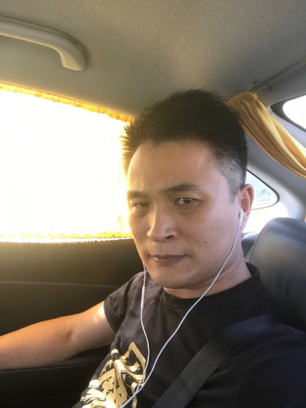 罗的第二张照片--福建婚介网