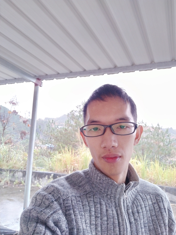 单身汉的第一张照片--福建婚介网
