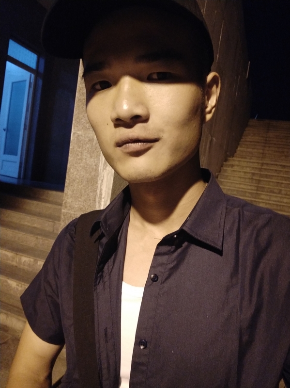 各取所需的第一张照片--福建婚介网