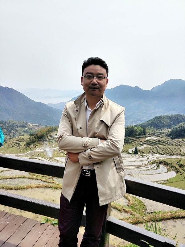 过往的第二张照片--福建婚介网