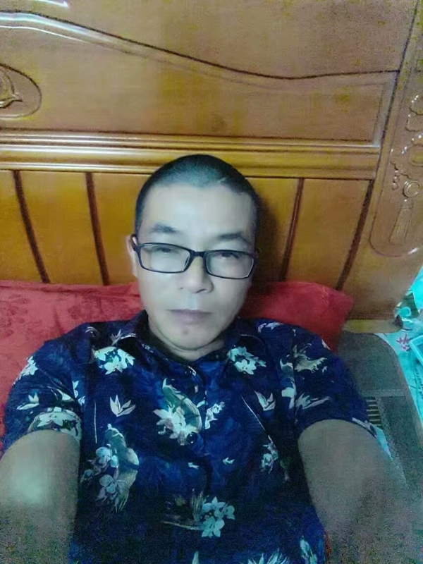 坚信就是你的第一张照片--福建婚介网