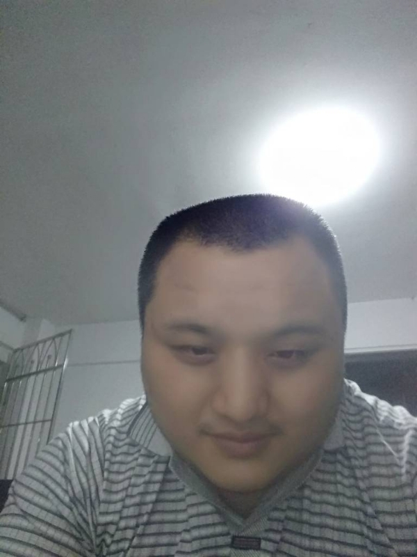 我在机场等艘船的第一张照片--福建婚介网