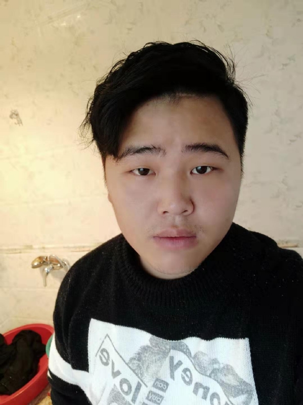 小李的第一张照片--福建婚介网