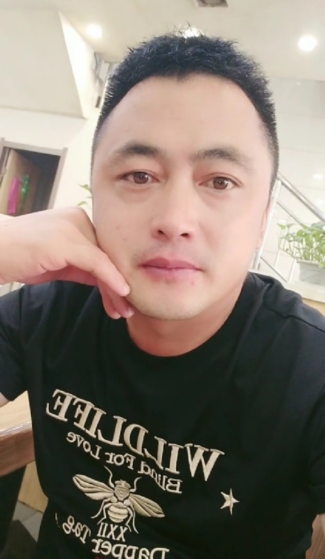 廖艾德的第一张照片--福建婚介网