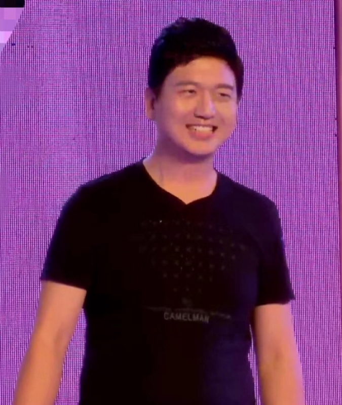 风继续吹的第二张照片--福建婚介网