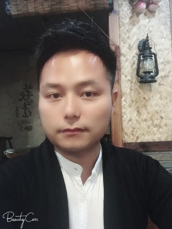 亦初的第一张照片--福建婚介网