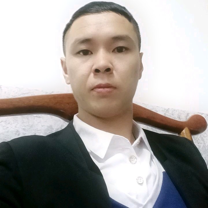 冷漠的第一张照片--福建婚介网