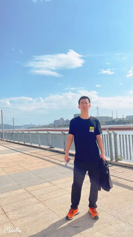 小螃蟹的第一张照片--福建婚介网