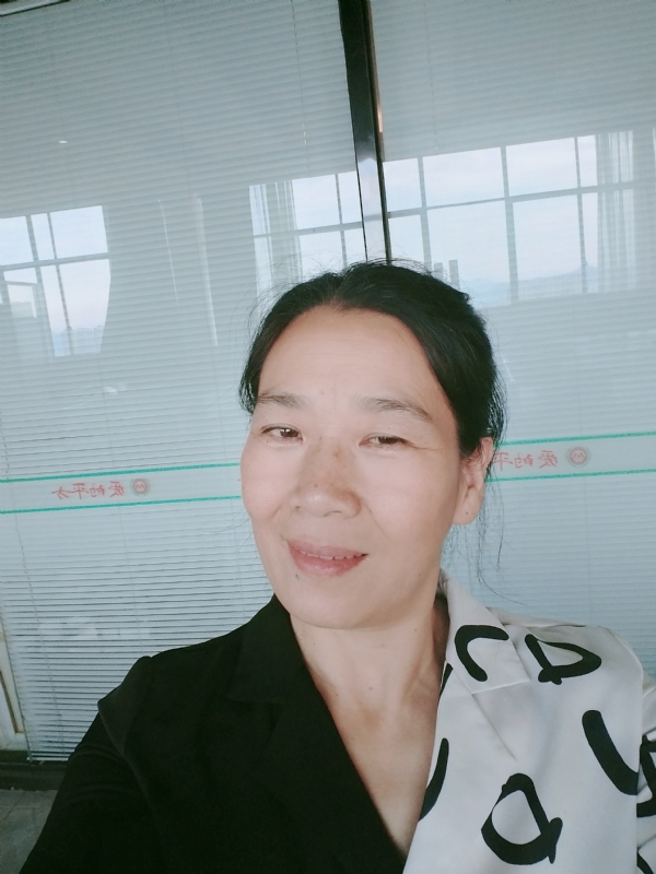 易莲的第一张照片--福建婚介网