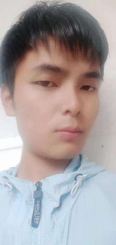 安静的男生的第一张照片--福建婚介网