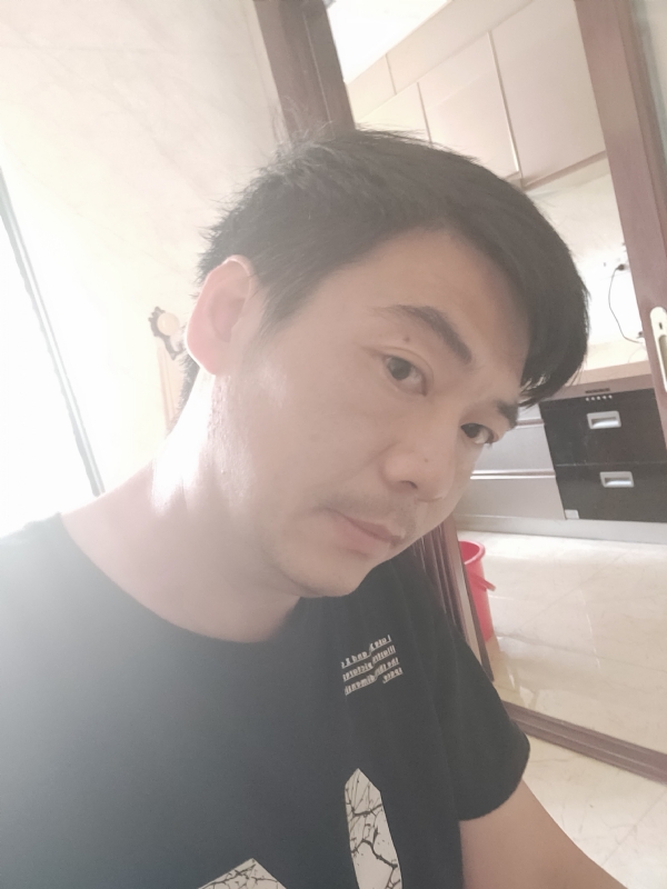 漫步的第二张照片--福建婚介网