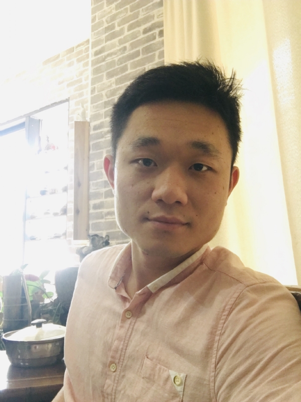 落落大方的第二张照片--福建婚介网