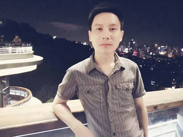 幕秋的第二张照片--福建婚介网