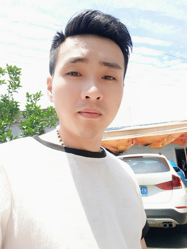 人间烟火的第一张照片--福建婚介网