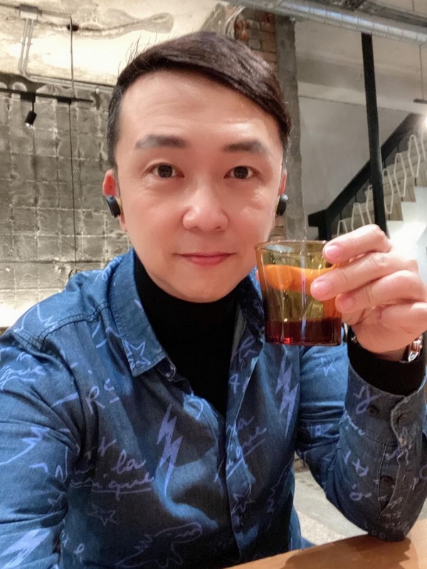 陈道明的第二张照片--福建婚介网