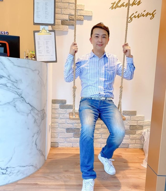 陈道明的第四张照片--福建婚介网