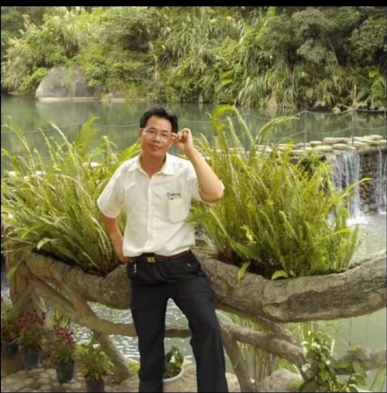 有高度才有格局的第一张照片--福建婚介网