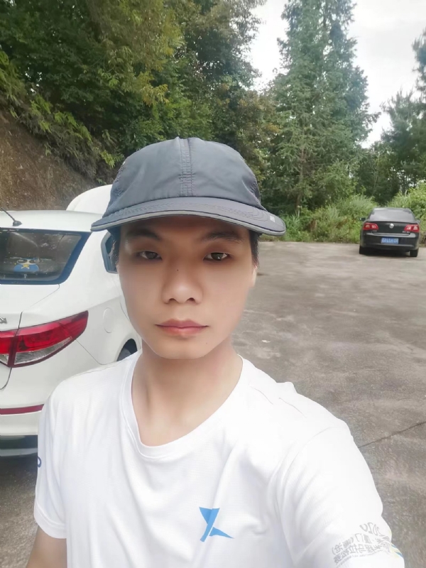 执手幸福的第一张照片--福建婚介网