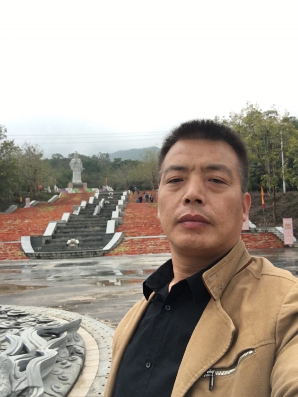 开心的松鼠的第一张照片--福建婚介网
