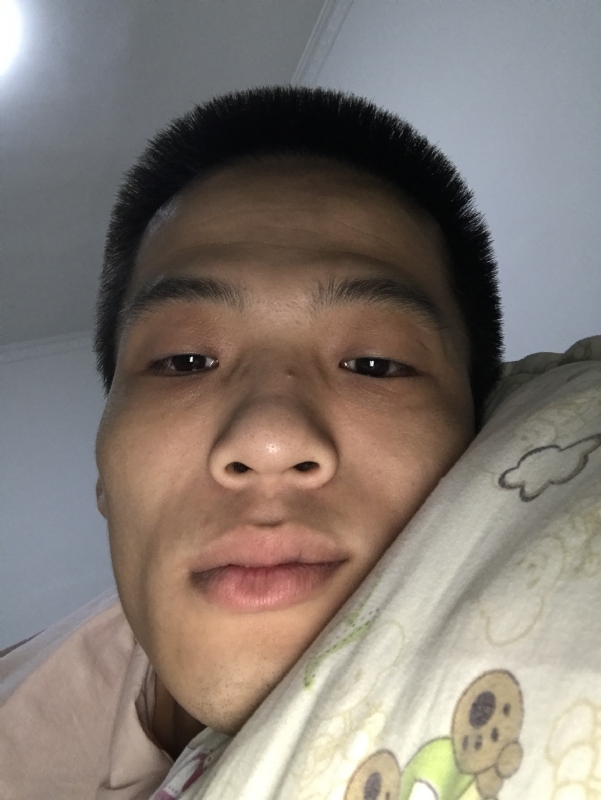 直男的第一张照片--福建婚介网