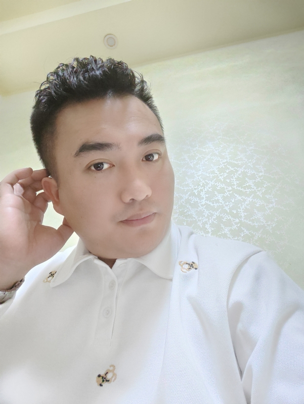 哈哈先生的第一张照片--福建婚介网