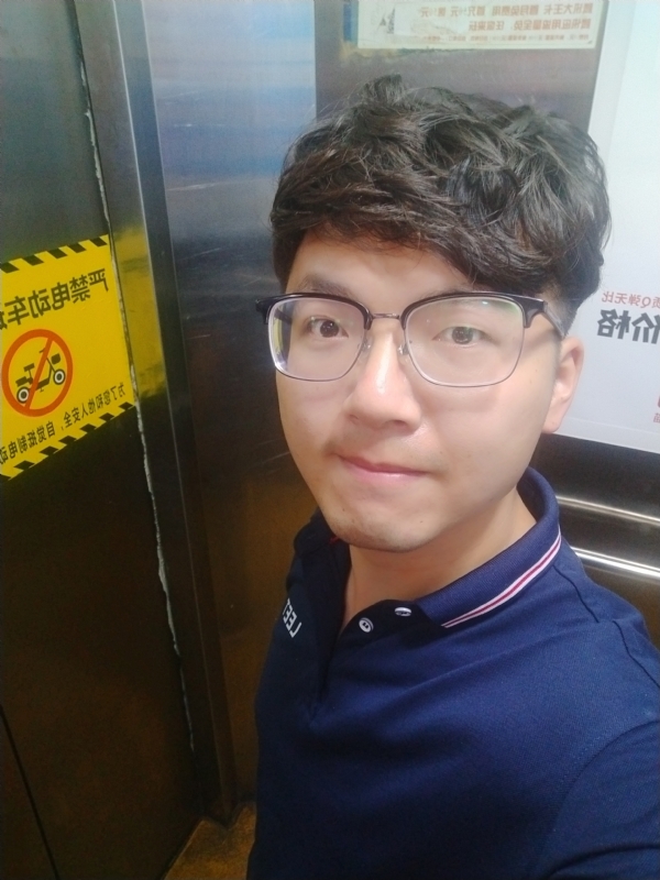 H先生的第二张照片--福建婚介网