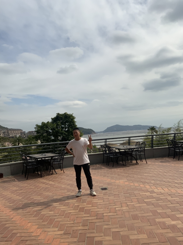 心酸瑟果的第一张照片--福建婚介网