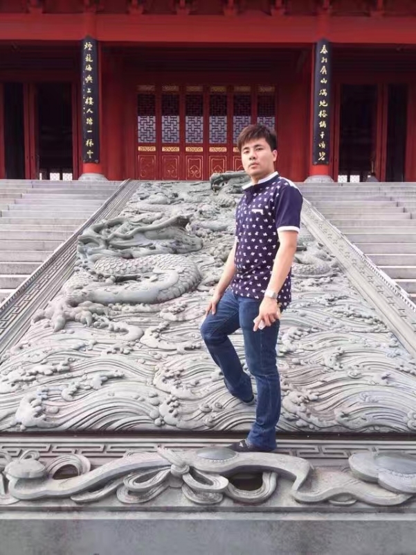御龙氏的第一张照片--福建婚介网