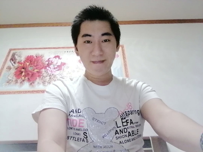 缘分天定的第一张照片--福建婚介网