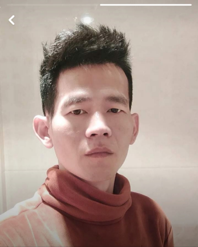 白了少年头的第一张照片--福建婚介网