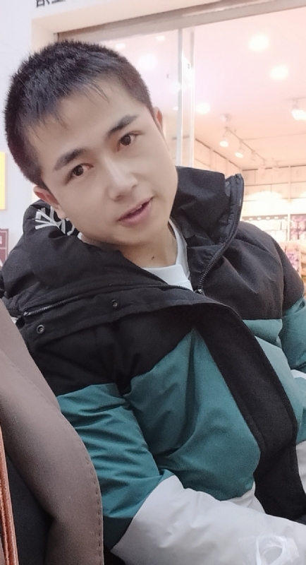 不骄不躁的第一张照片--福建婚介网