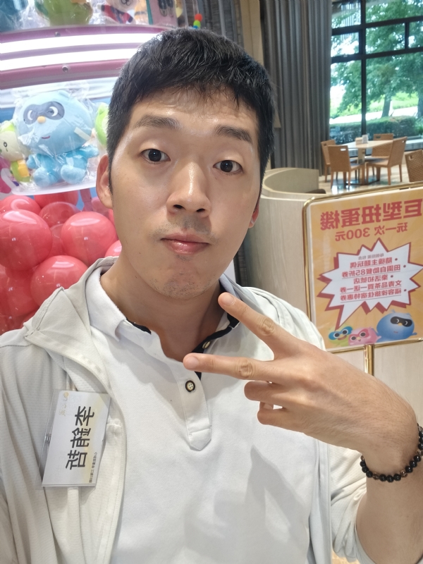 銪哲的第一张照片--福建婚介网